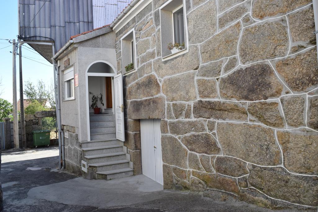 Gasthaus Chuca House Requiás Exterior foto